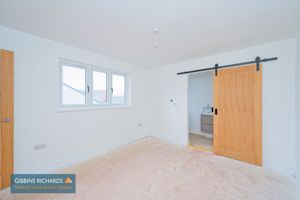 Bedroom- click for photo gallery